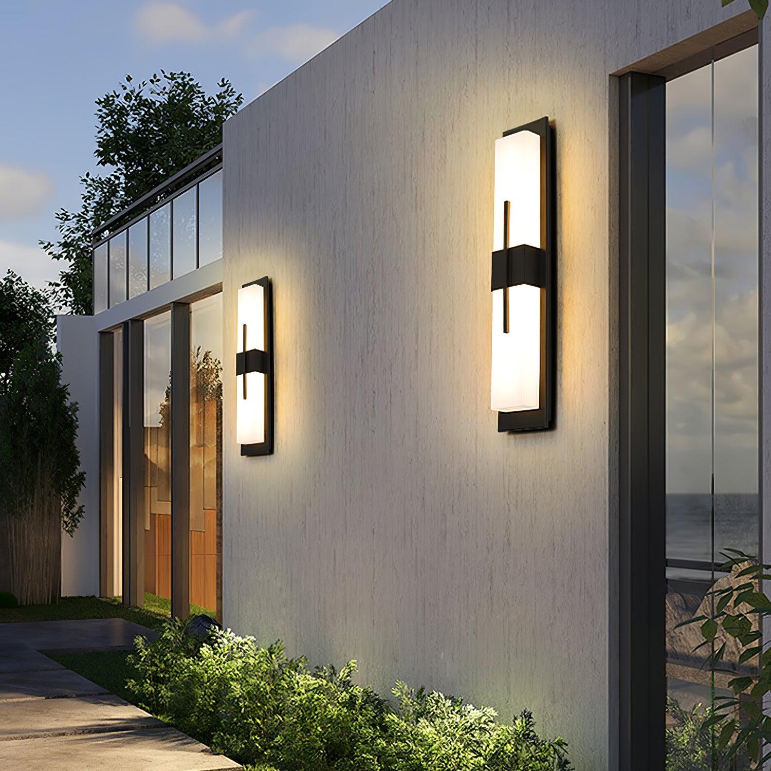 Architectural LED Outdoor Wall Bar / Set of 2 / Black & White / Cool Light