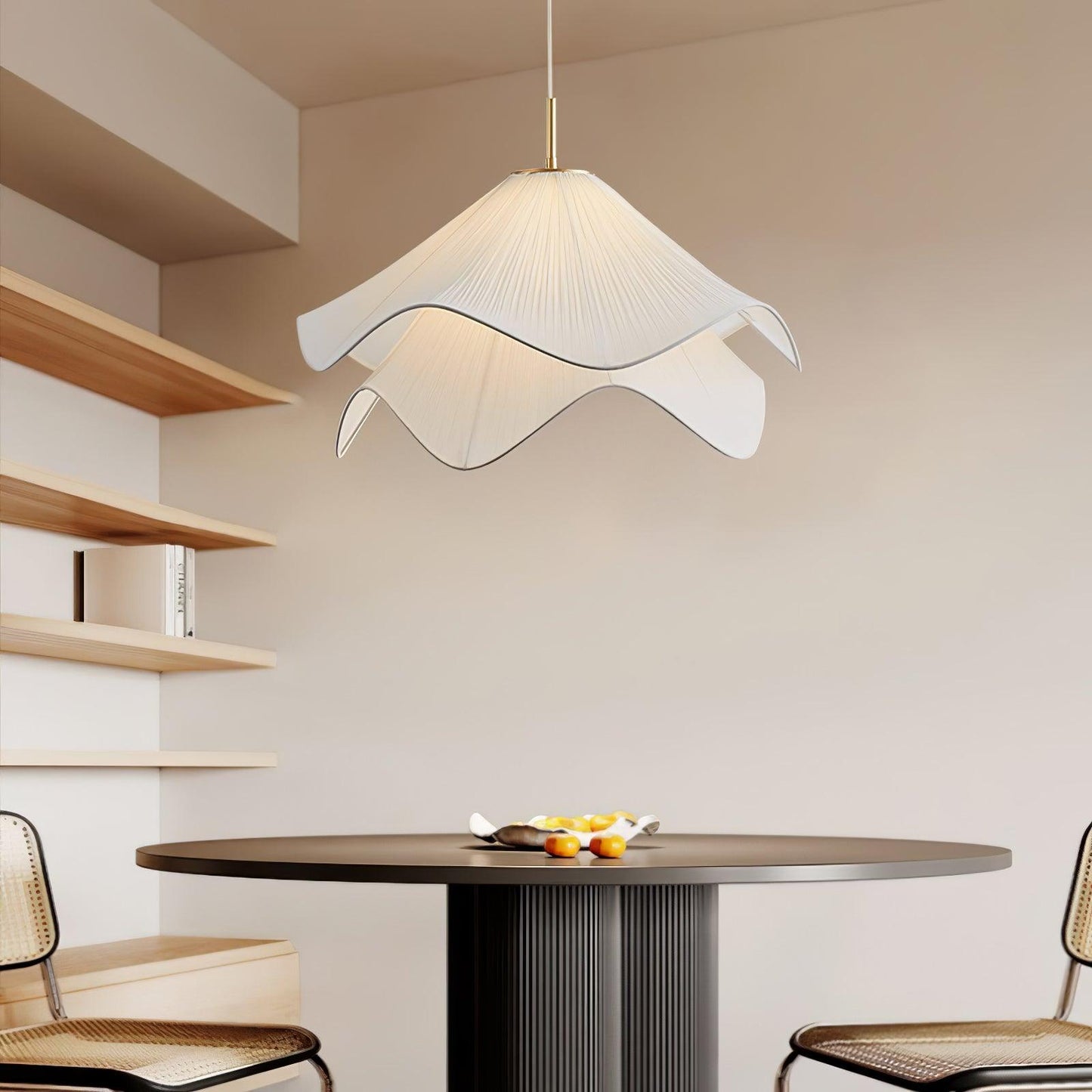 Ethereal Bloom Pleated Fabric Plug-In Pendant / ∅ 15.7″ x H 10.2″ / Dia 40cm x H 26cm / Gold & White / US Plug