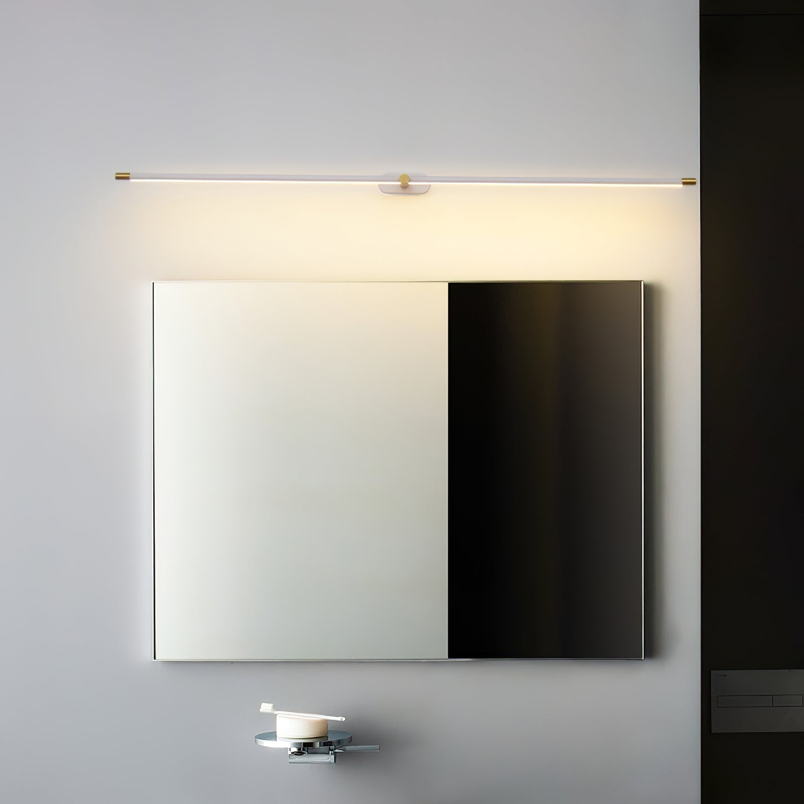 Minimalist Linear LED Vanity Wall Light